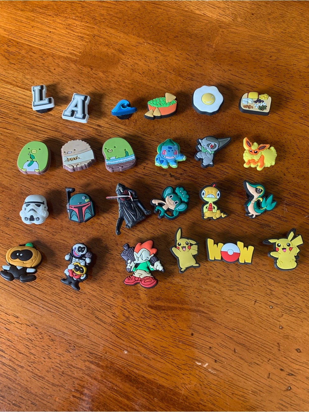 24 Crocs Shoe Charms
